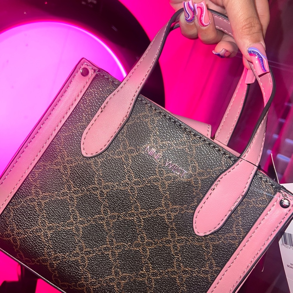 NINE WEST HAND BAG